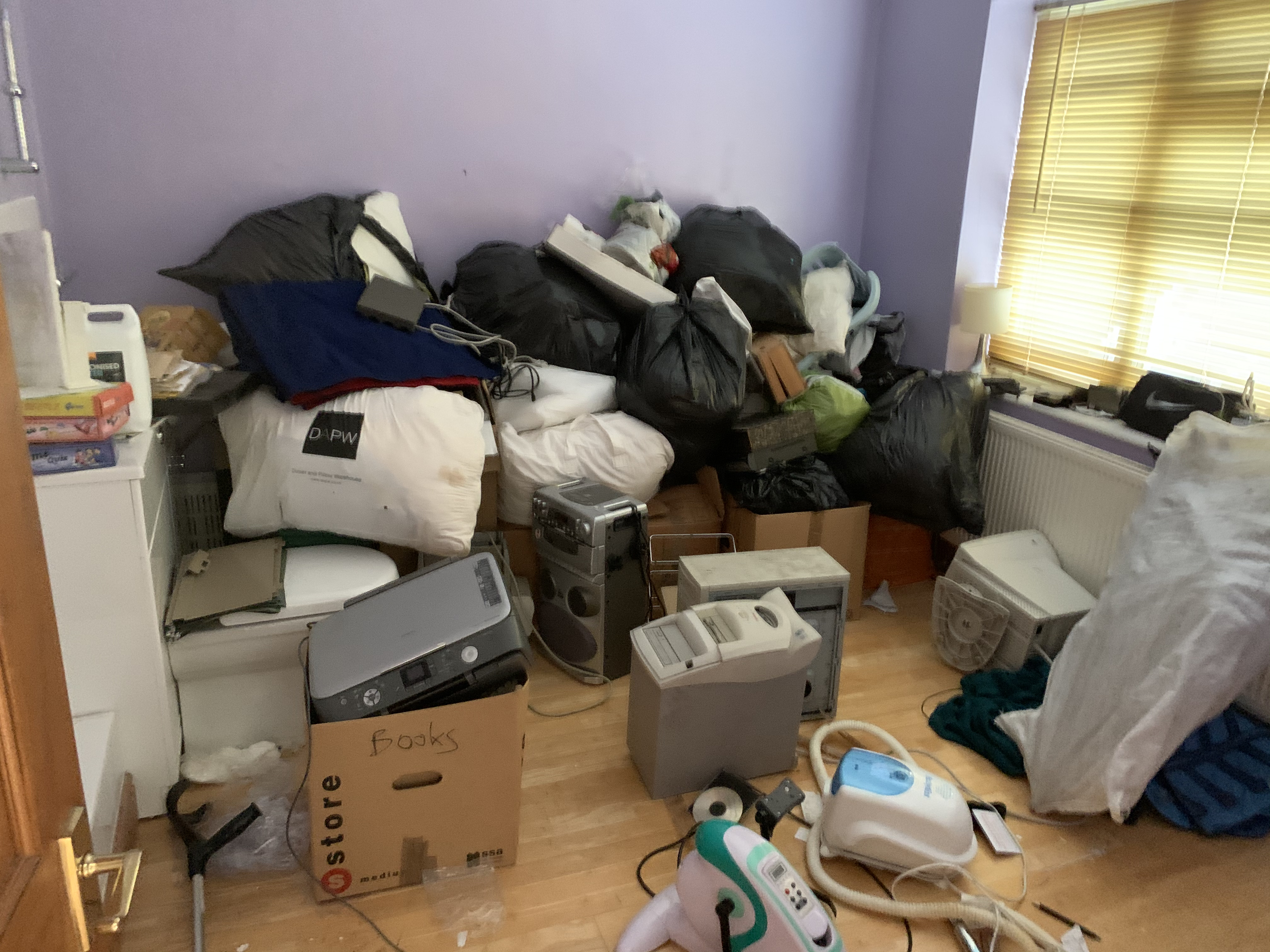 TJ Clearance - Rubbish Clearance Specialists - Buckinghamshire